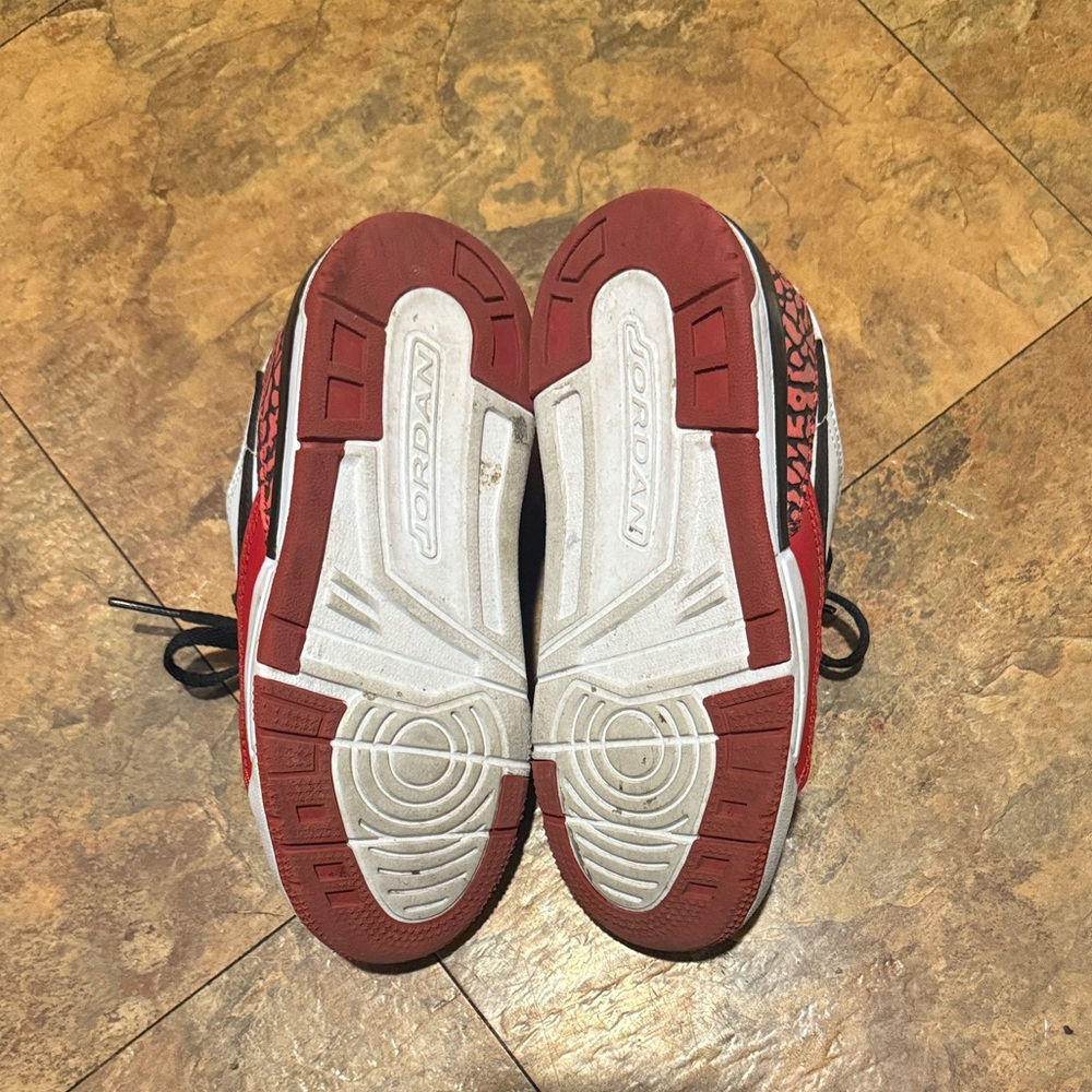 Kids Nike Air Jordan Red and White Sneakers size 11 - Picture 5 of 7